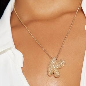 NEW Elegant Gold Pendant Necklace